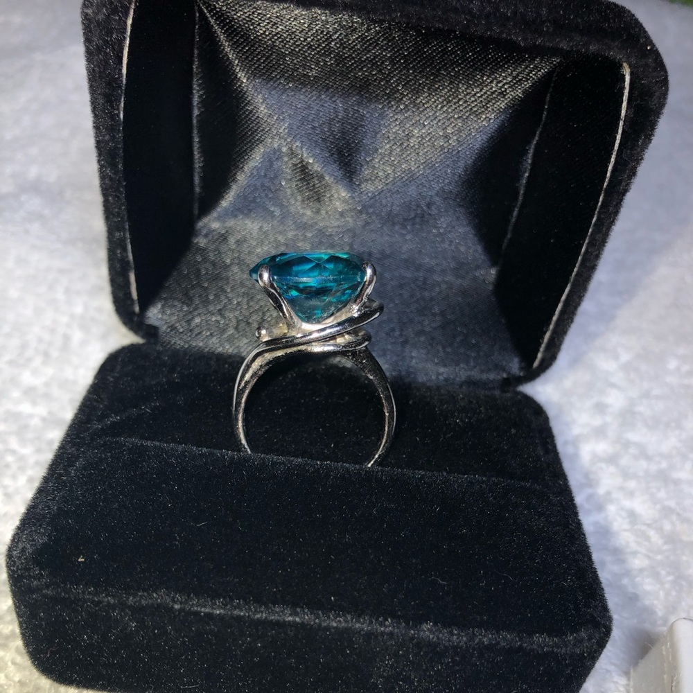 Silver ring size 7